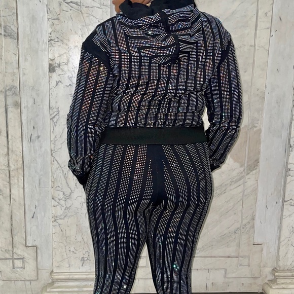 Black Rhinestone Jogger Set - Picture 3 of 4